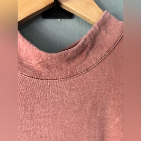 Audrey 3+1 | Mock Neck | Twist Back Dress | Flowy & Soft | M (Size Faded) - Picture 10 of 11